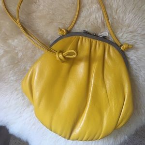 Retro banana yellow purse